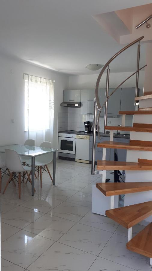 Apartment Pejnovic 马林斯卡 外观 照片